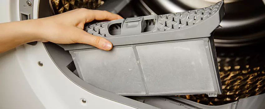Signs Of A Clogged Dryer Lint Trap in Costa Mesa, California
